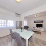 Apartment Mirela