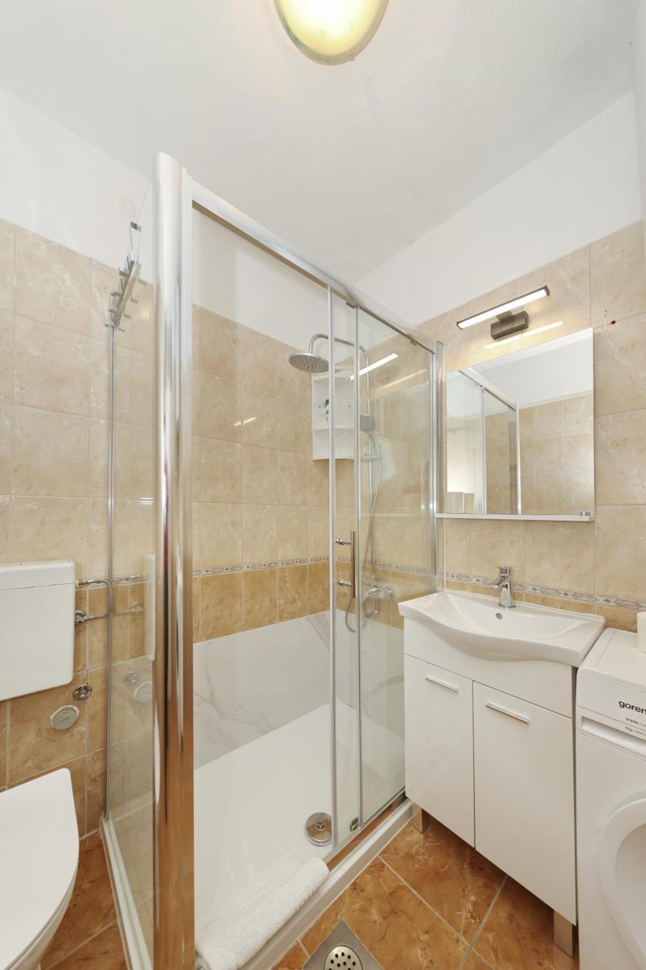 Mirela Apartament *